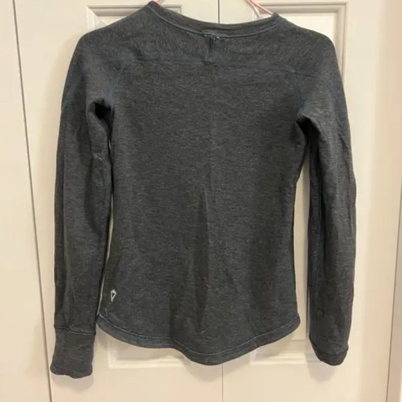 Lululemon Ivivva Reversible Thick Long Sleeve Shirt - Picture 3 of 4
